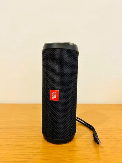 JBL FLIP4 ワイヤレススピーカー 本体