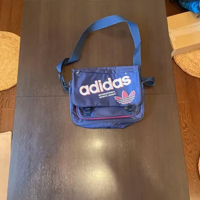Adidas Vintage Bag Ace ลดราคา