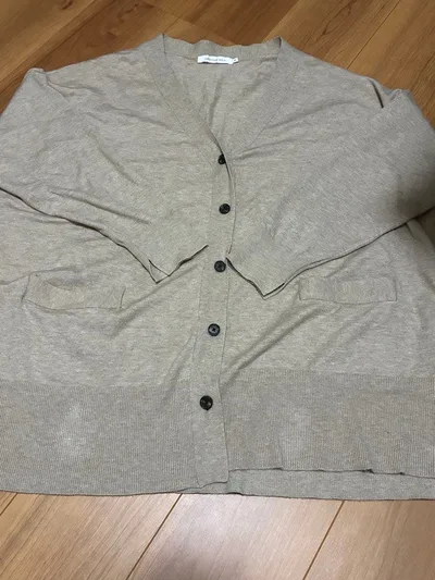【美品】AMERICAN HOLIC Vネックカーディガン ベージュ M