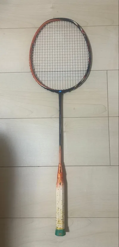 YONEX アストロクス99 桃田モデル