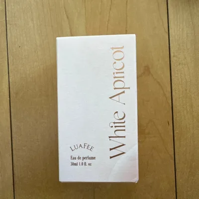 LUAFEE White Apricot オードパルファム 30ml