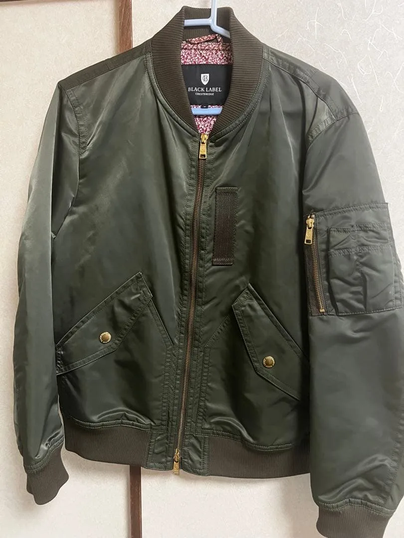 BLACK LABEL CRESTBRIDGE MA-1 カーキ M