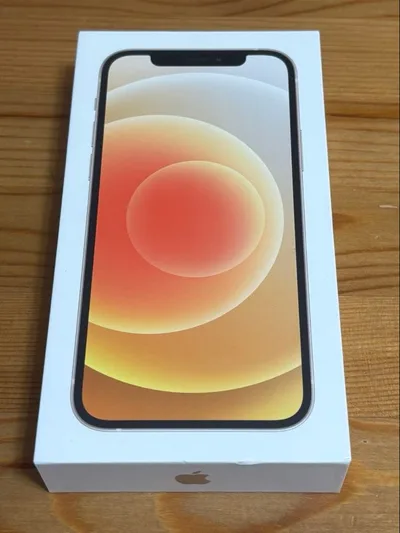 Apple iPhone 12 ホワイト 本体 新品➕カバー➕ガラスフィルム付き