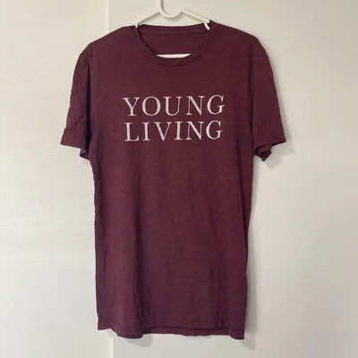 ヤングリビング Tシャツ クルーネック ロゴ M 赤紫 綿 デイリー