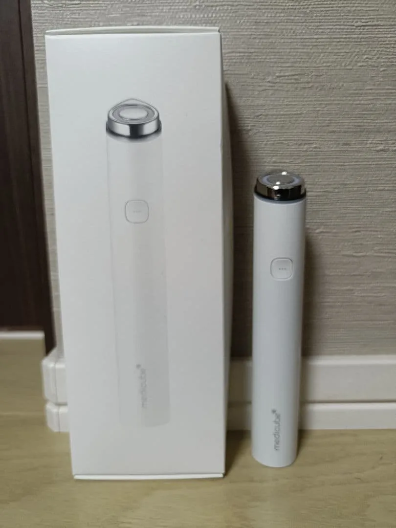 medicube AGE-R BOOSTER PRO MINI 本体