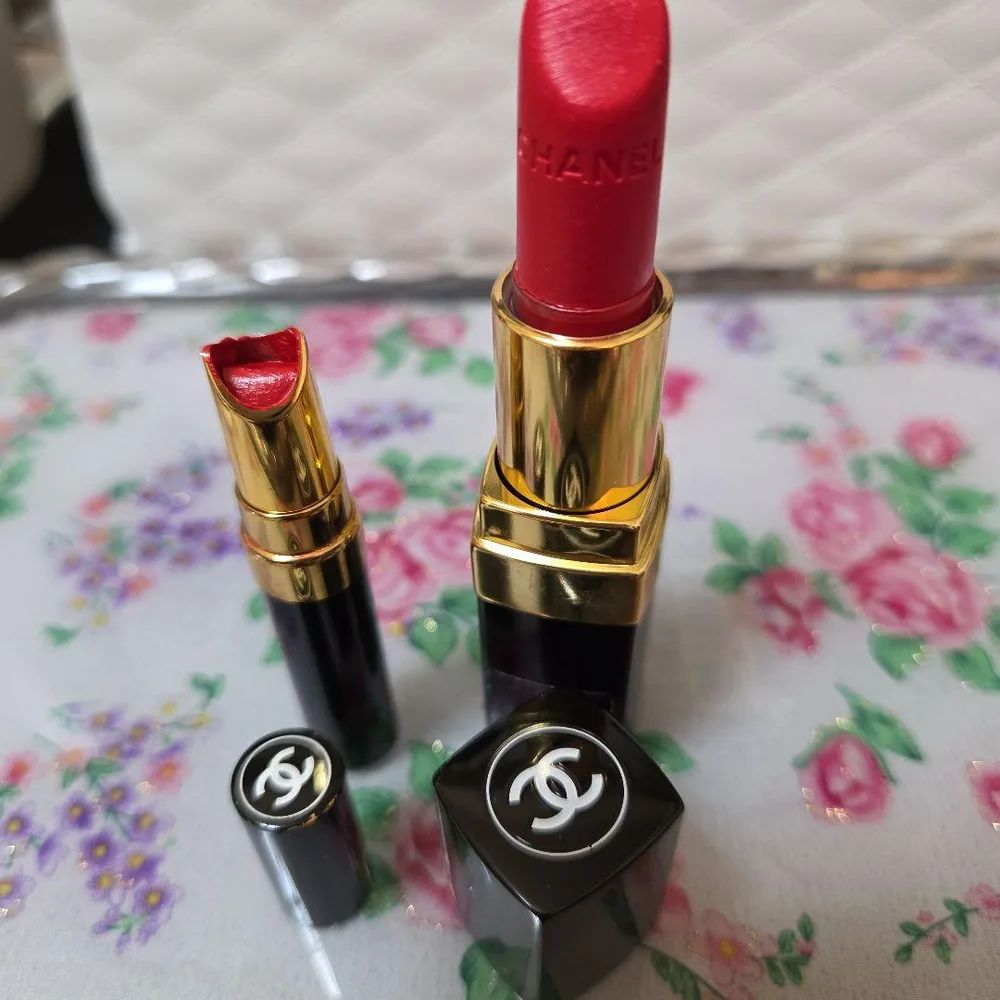 CHANEL ルージュ ココ 440 & ルージュ エクストレム 04