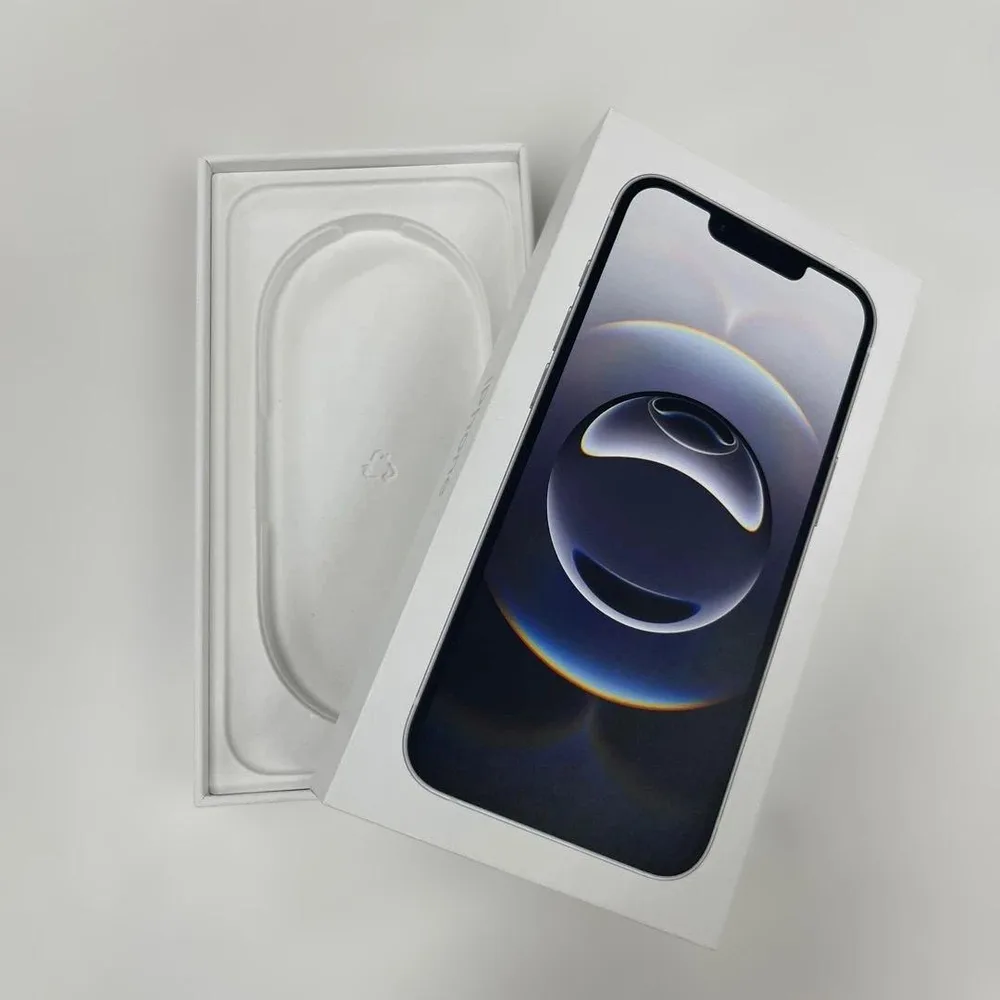 iPhone 16e空き箱のみ