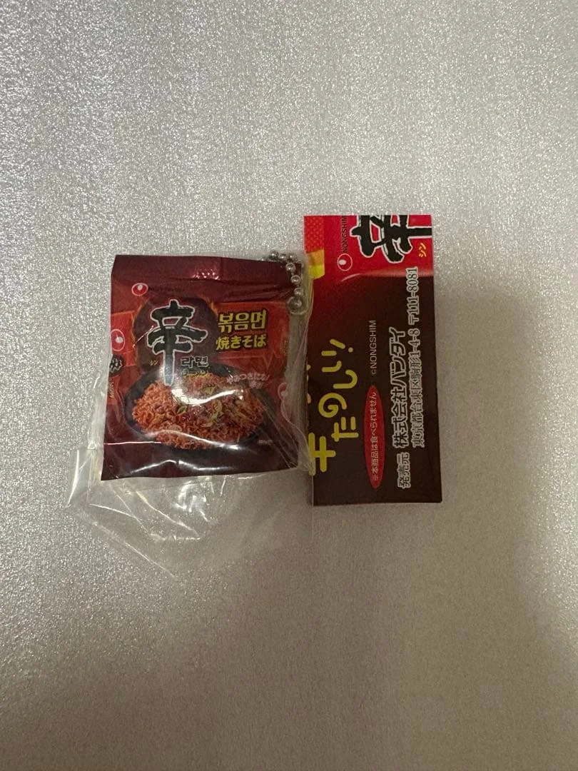 辛ラーメンミニチュアチャーム