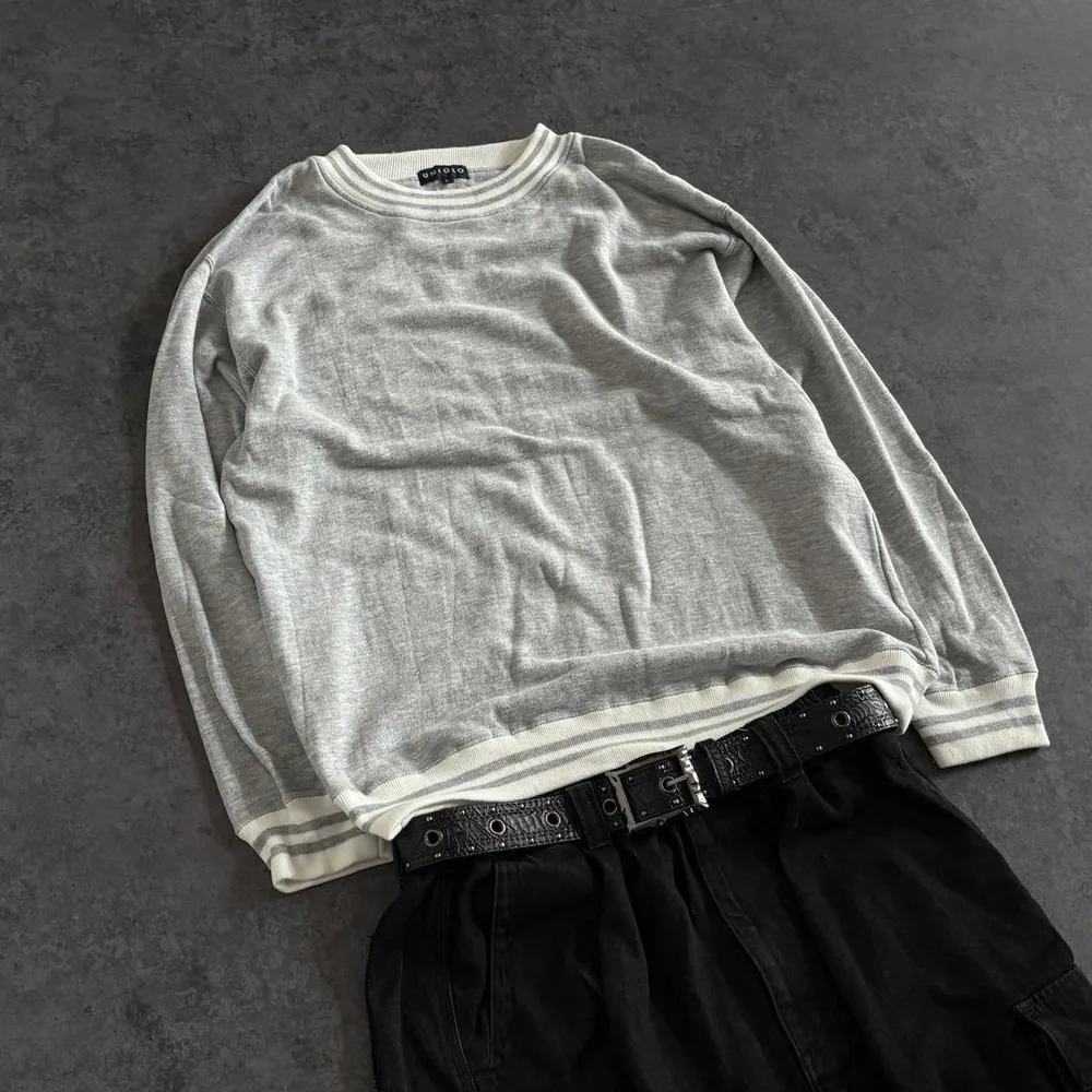 90s old uniqlo sweat shirt archive y2k