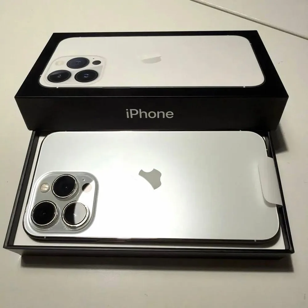Apple iPhone 13 Pro 本体 美品