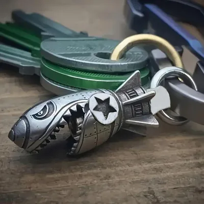 キーホルダー ロケットシャーク ボム