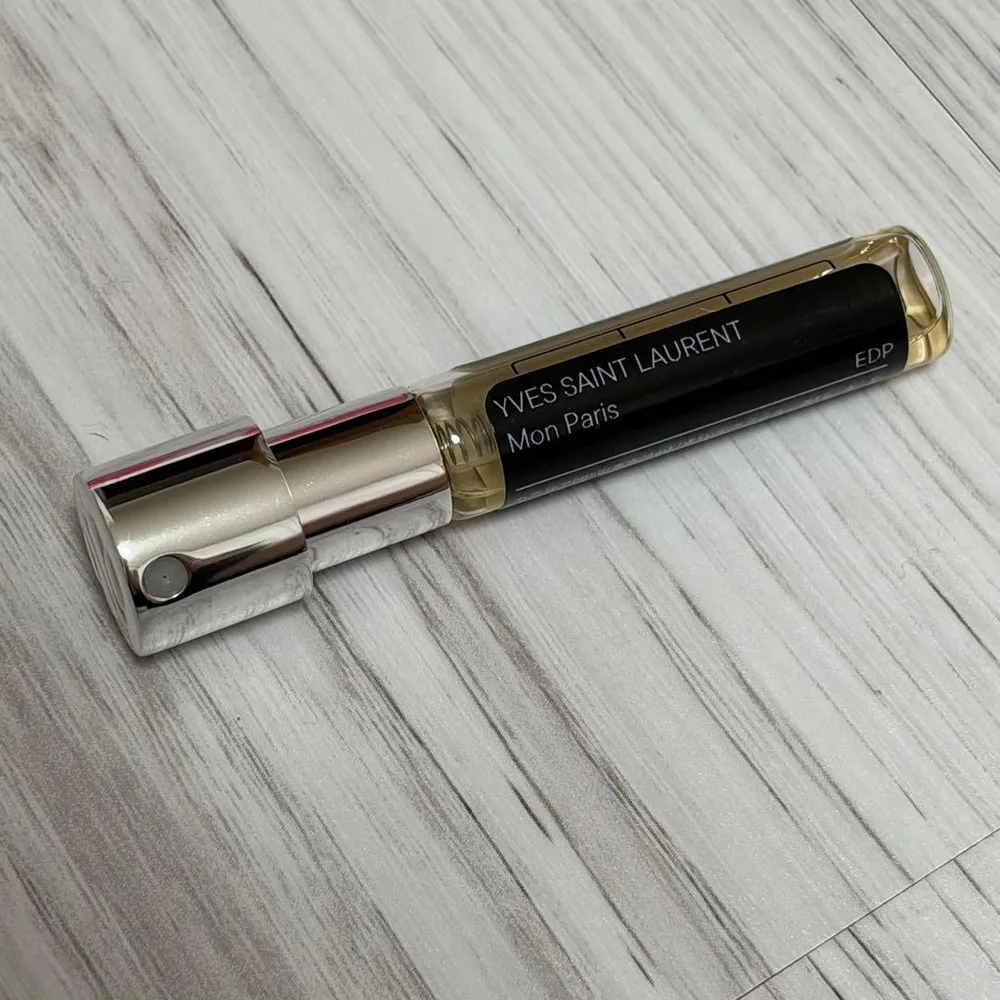 カラリア YVES SAINT LAURENT Mon Paris