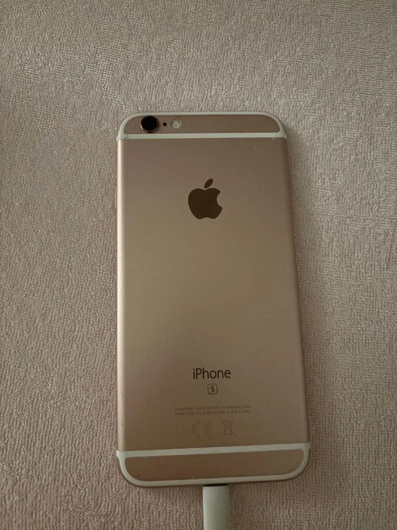 iPhone6s 32GB ゴールド