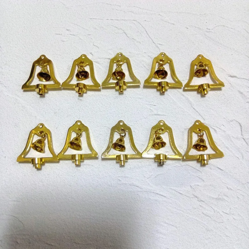 ベル型 チャーム ゴールド 金属パーツ
