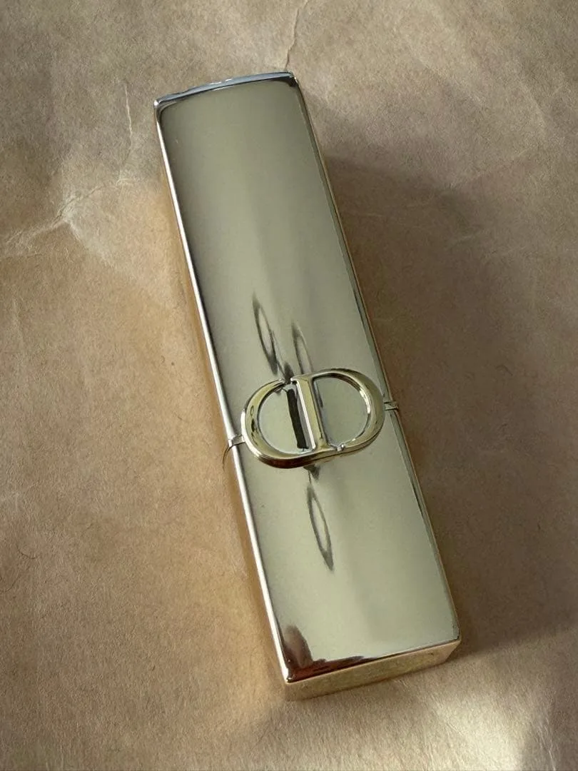 Dior ルージュ ディオール 284 ローズ バヴァルドゥ