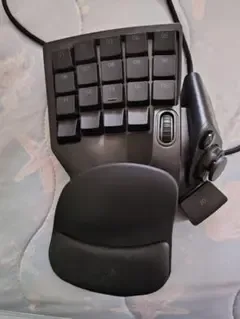 Razer Tartarus V2 ゲーミングキーパッド