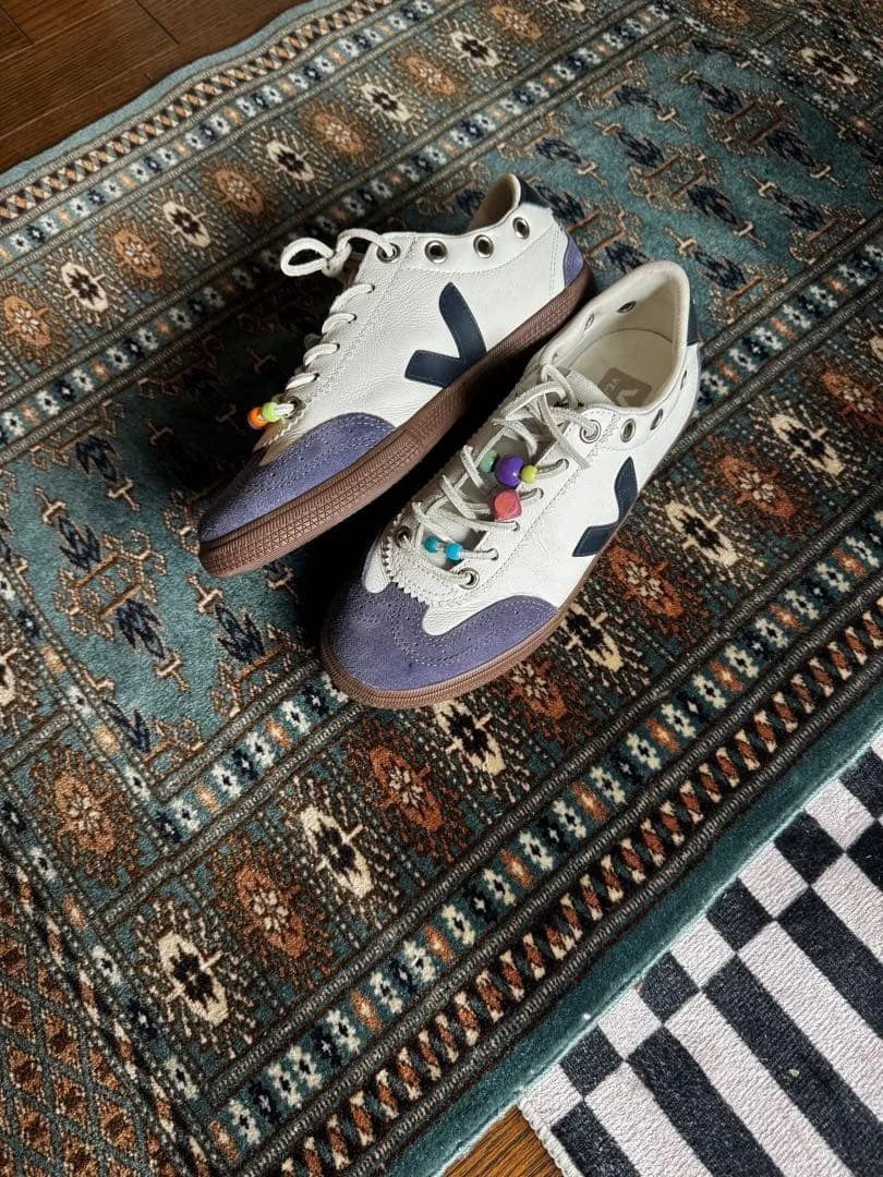 รองเท้าผ้าใบ VEJA custom 25.5 ซม. ใหม่ ยังไม่ได้ใช้ ไม่ซ้ำใคร
