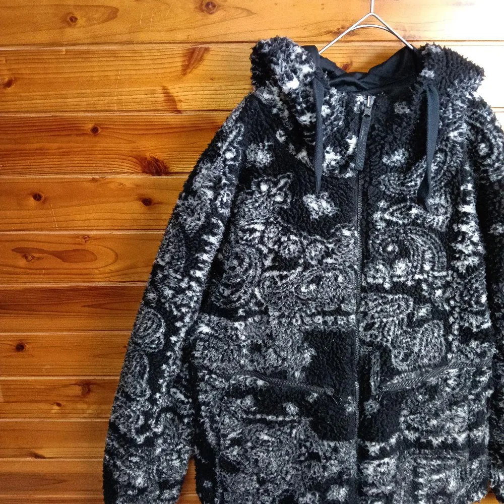 ジャンパー ブルゾン ボアジャケット リバーシブル ペイズリー柄 2XL 黒
