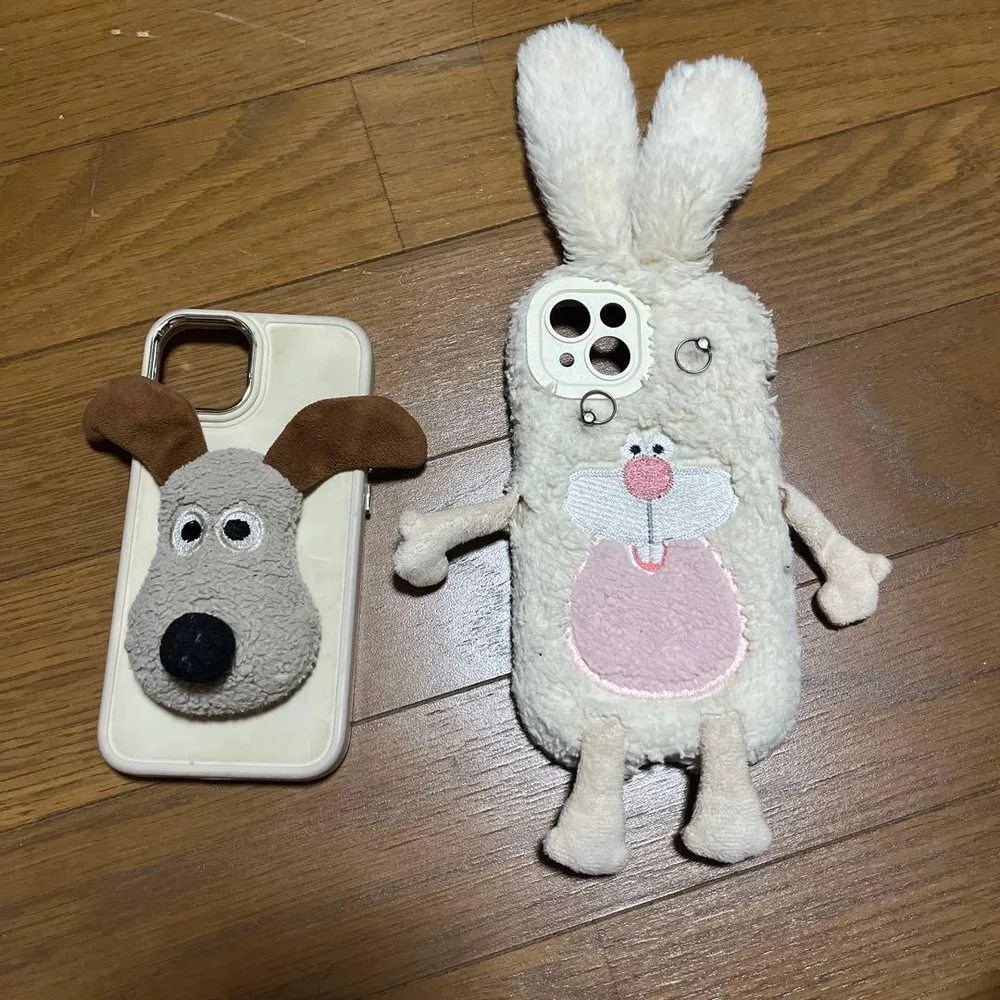 ぬいぐるみ付き iPhoneケース 犬デザイン、うさぎ