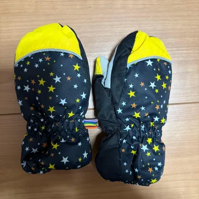 子供用 防水 星柄ウィンタースポーツグローブ