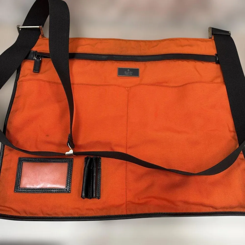 グッチ ショルダーバッグ