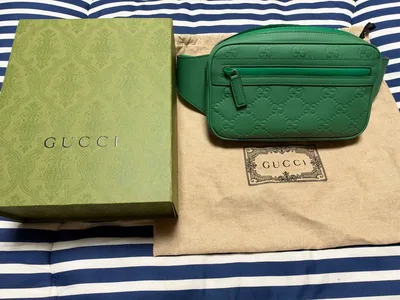 GUCCI ボディバッグ グリーン GGエンボス
