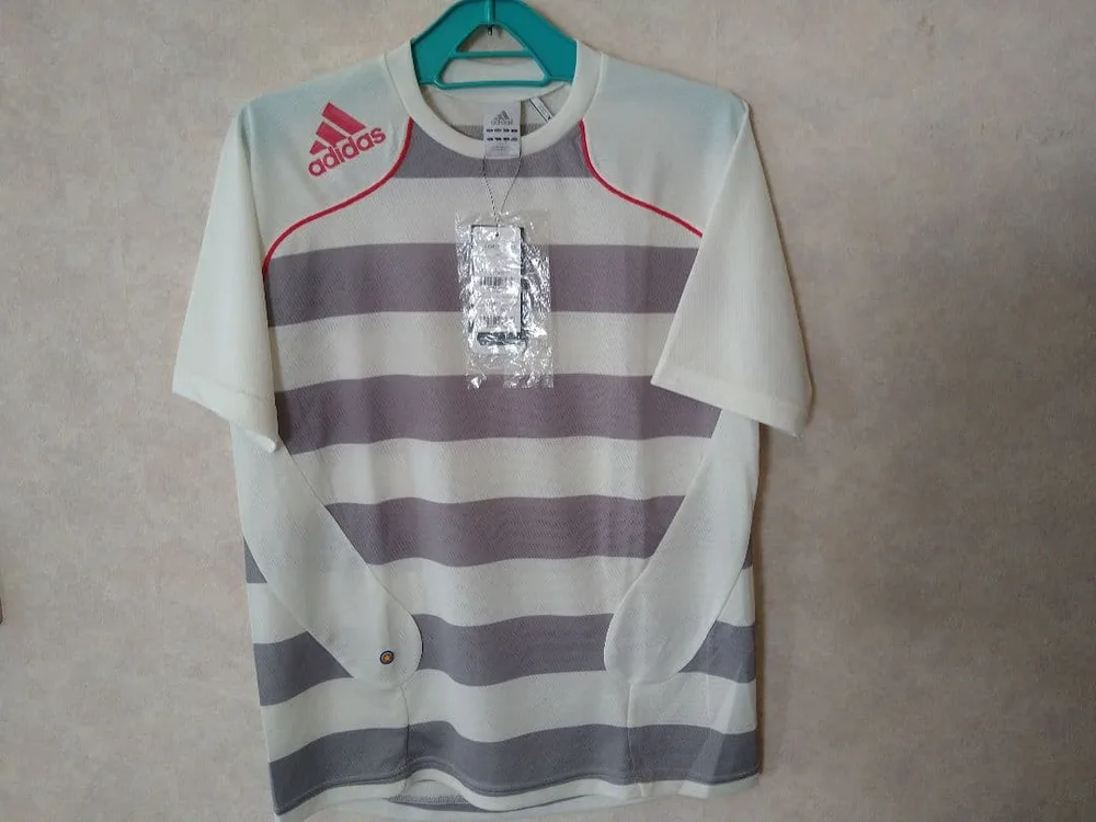 アディダス adidas tシャツ サイズL 速乾 白