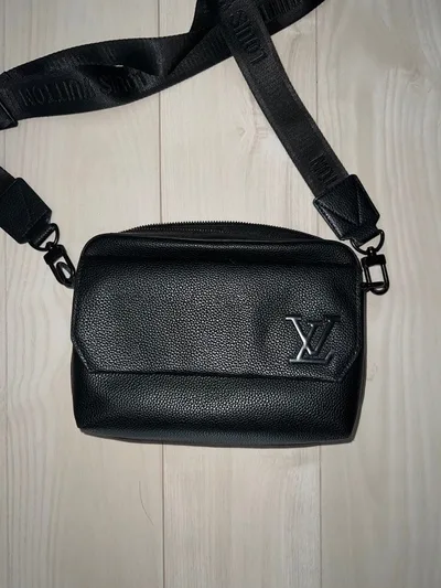ルイヴィトン ショルダーバッグ LOUIS VUITTON