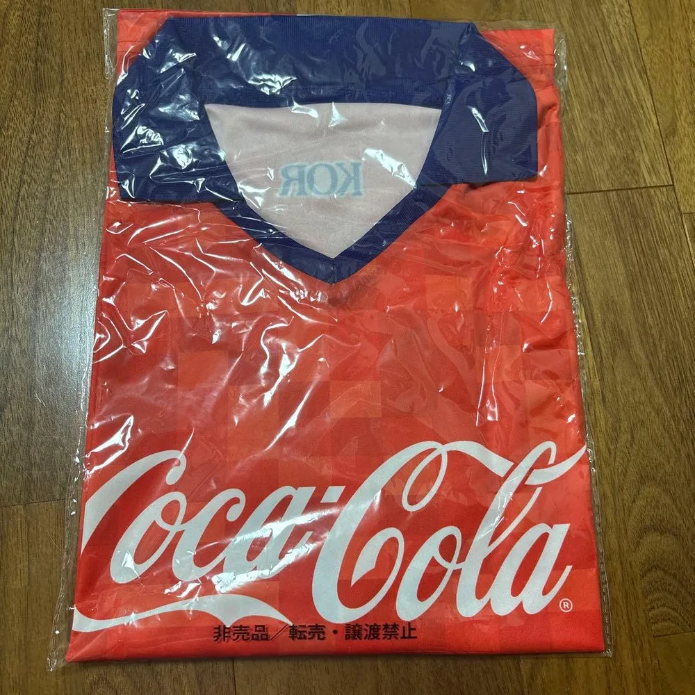 コカコーラ サッカー ワールドカップ 韓国 ユニホーム