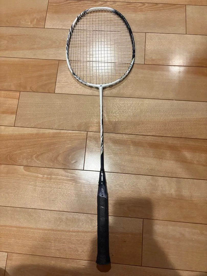 YONEX ASTROX 99 PRO バドミントンラケット 4U G5