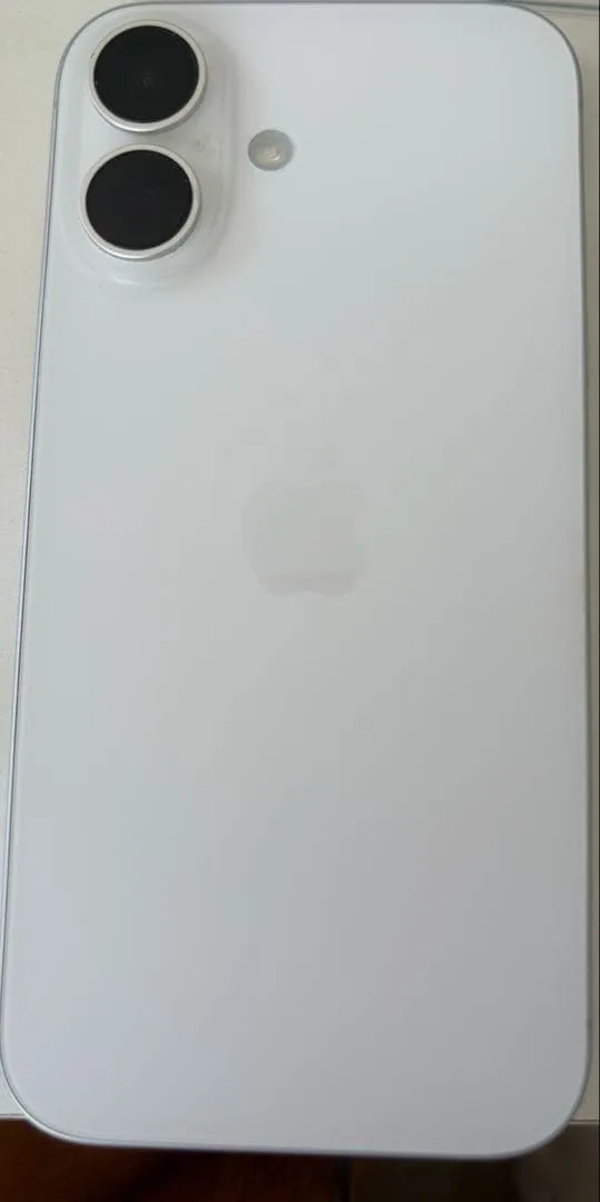 iPhone16 256GB ホワイト