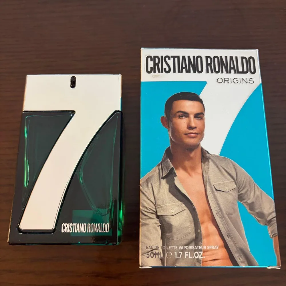 【専用】CRISTIANO RONALDO CR7 50mlオードトワレ