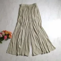 UNIQLO プリーツワイドパンツ M ベージュ ウエストゴム