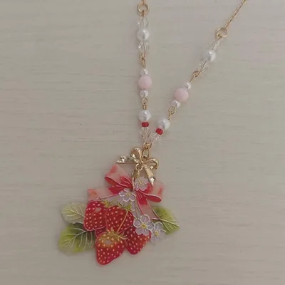 ロリータ イチゴ柄 ストロベリーハンドメイドネックレス