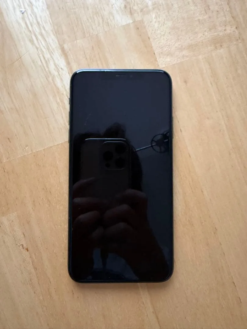 iPhone 11 Pro max 256gb iPhone本体