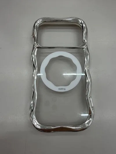 iFace BeBling iPhone17Pro用ケース