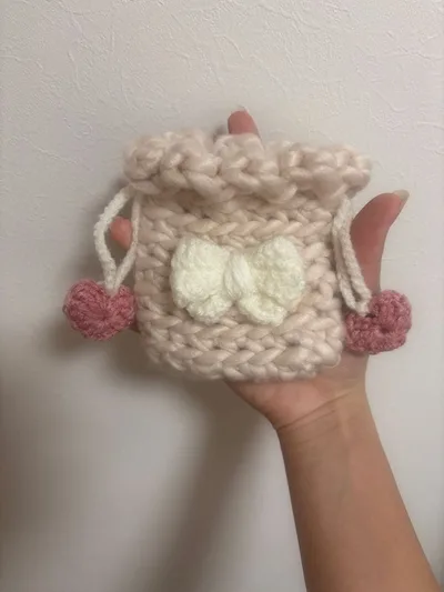 【期間限定出品】ハンドメイド 巾着 ポーチ 編み物 リボン