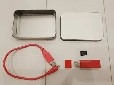ELECOM USBメモリ16GB / 東芝マイクロSD16GB / ケース他