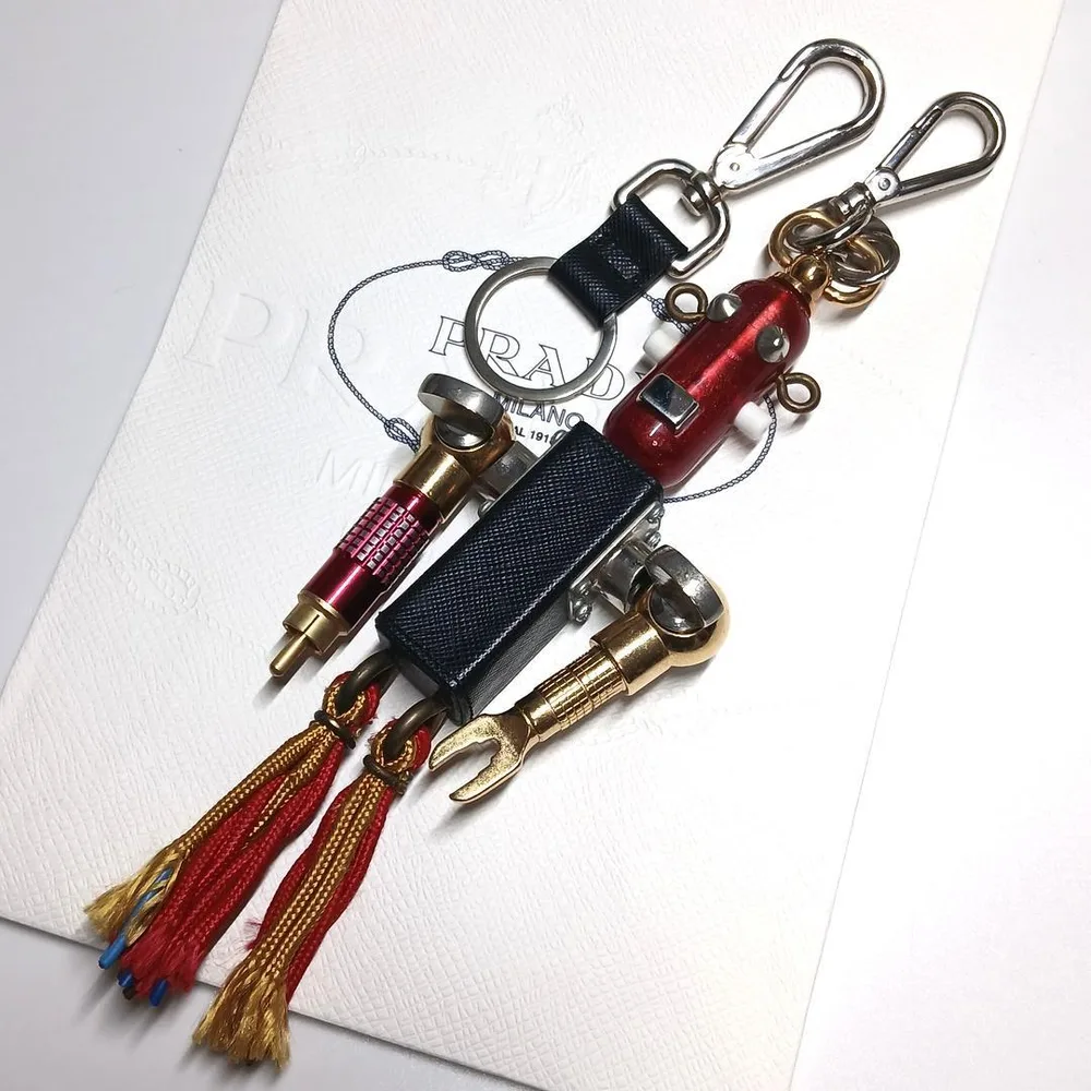 良品 プラダ ロボット キーホルダー チャーム キーリング 大型 サフィアーノ