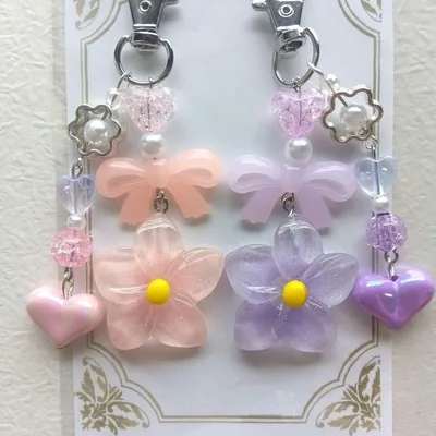 ビーズキーホルダー ハート リボン 紫色 ピンク ハイビスカス プルメリア ♡