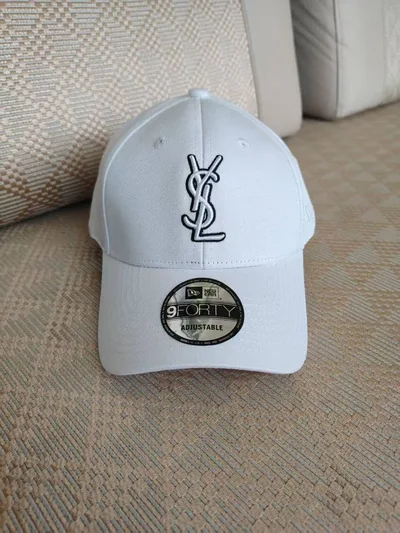 YSL NEW ERA ベースボールキャップ ホワイト