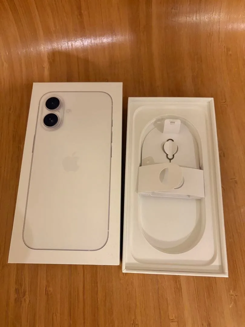 Apple iPhone 16 ホワイト 【空箱】