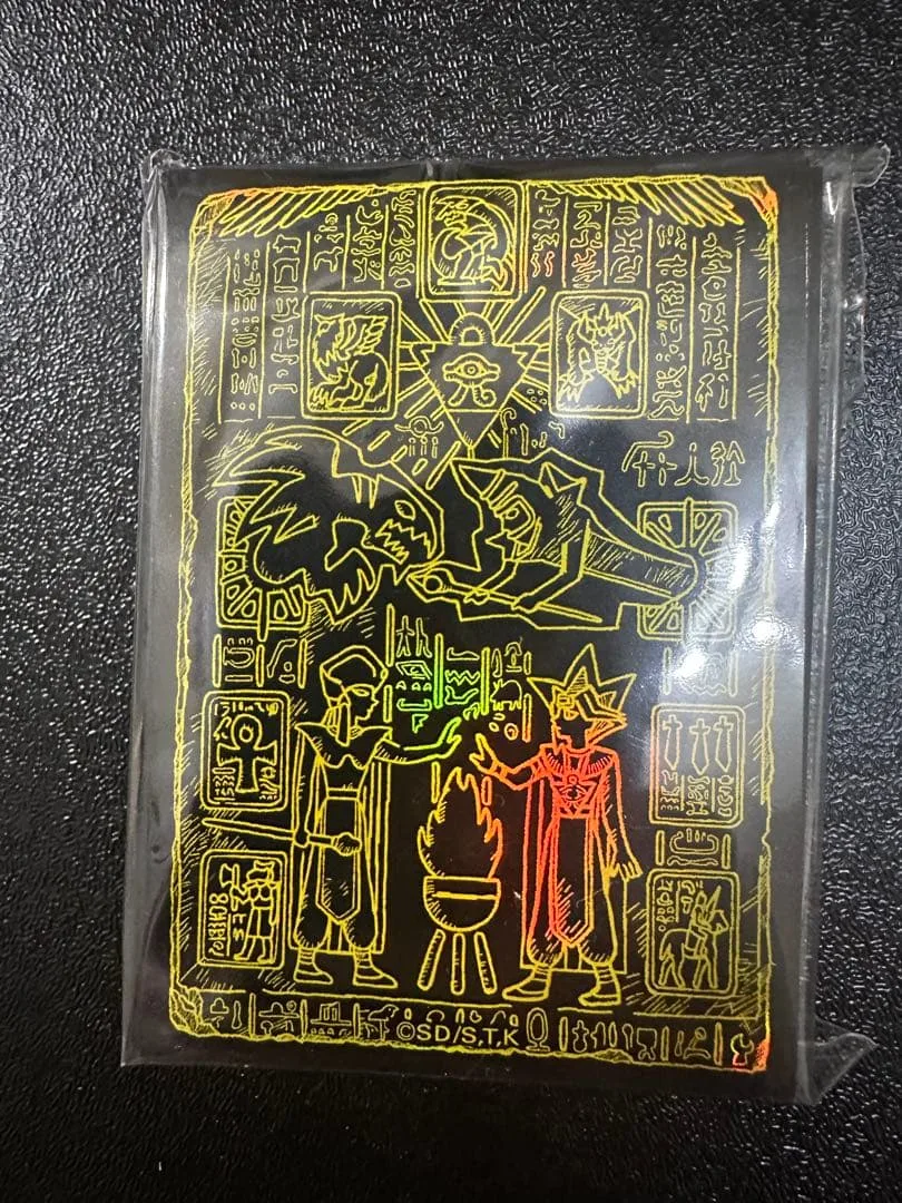遊戯王 公式 三幻神 スリーブ ラー 黄色 新品未開封