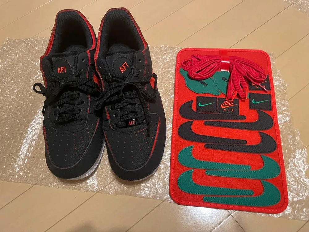 NIKE AIR FORCE 1 カスタマイズ スニーカー