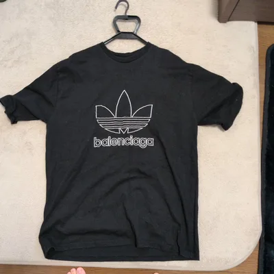 ADIDAS BALENCIAGA Tシャツ ブラック