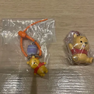 ディズニーキャラクター カラフルマルチチャーム マスコットスイング プーさん