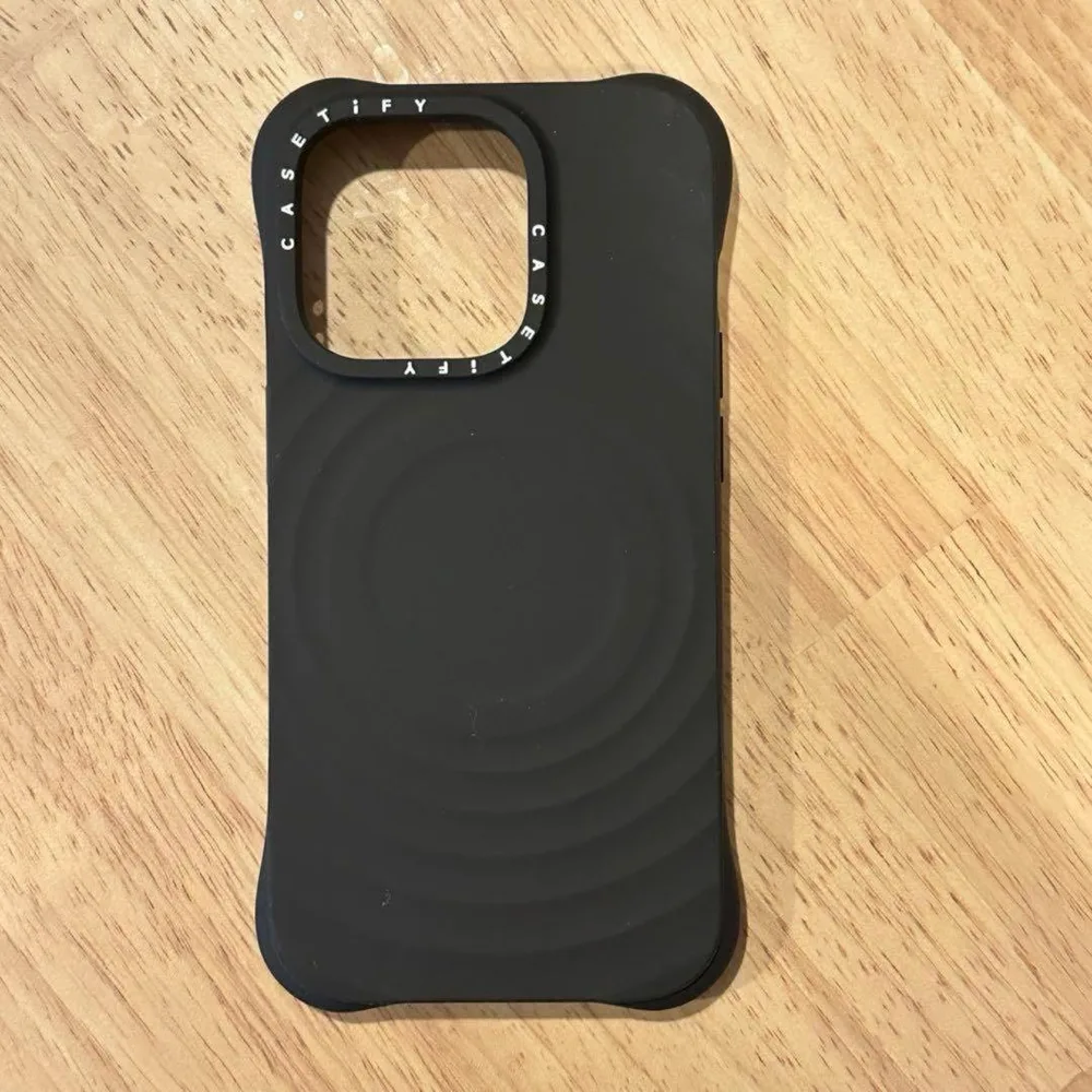 Casetify ウェーブシリコンケース iPhone 14pro ブラック