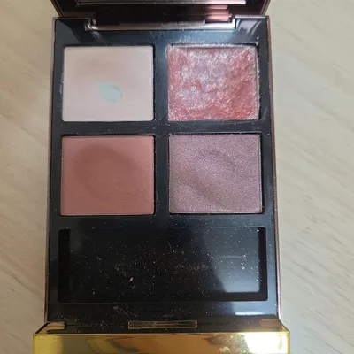 TOM FORD アイ カラー クォード 030 インソレントローズ