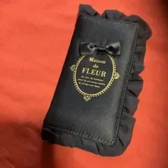 Maison de FLEUR iPhoneケース 手帳型 フリル ネイビー