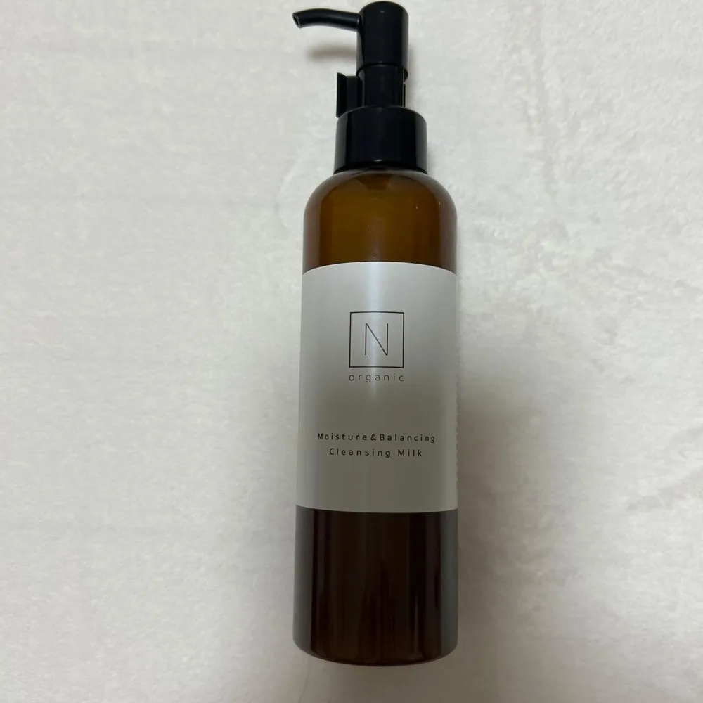N organic モイスチュア&バランシング クレンジングミルク 180g
